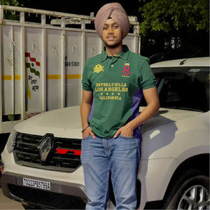 Meet your Posher, Paramveer